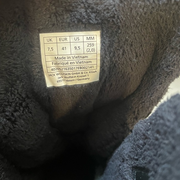 Jack Walfskin Winter Boot - Picture 2 of 3